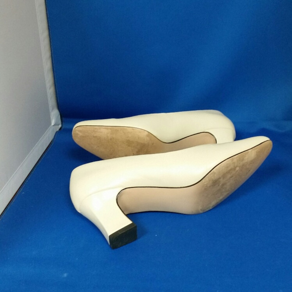 Candid Statements Bone Leather pump. Size 6-1/2m. - Picture 6 of 7